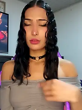Snapshot of Lanna_hott_ chatting on 09-16-25, 06:42 Lanna hott  online show from 09-16-25, 06:42