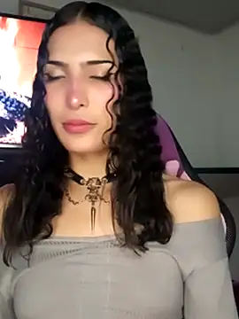 Snapshot of Lanna_hott_ chatting on 10-03-25, 11:02 Lanna hott  online show from 10-03-25, 11:02