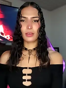 Snapshot of Lanna_hott_ chatting on 10-04-25, 11:08 Lanna hott  online show from 10-04-25, 11:08