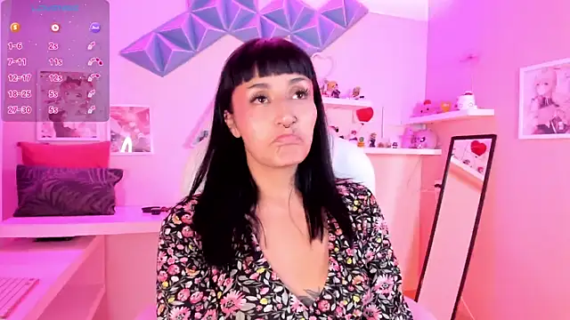 Valkiria ponce online show from 04-10-26, 04:39