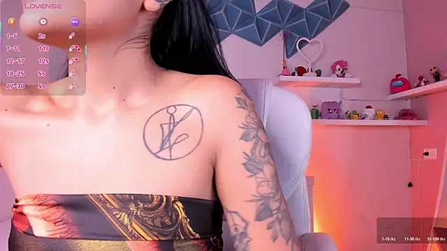 Valkiria ponce online show from 06-11-26, 04:32