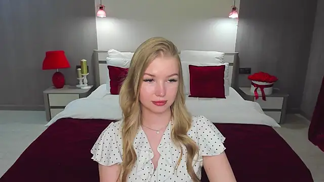 Snapshot of shy__lady chatting on 06-26-26, 11:42 shy lady online show from 06-26-26, 11:42