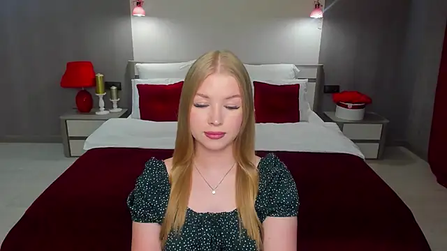 Snapshot of shy__lady chatting on 07-25-26, 11:19 shy lady online show from 07-25-26, 11:19
