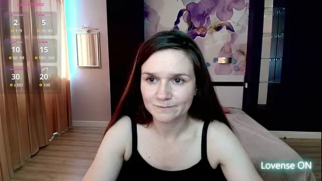 Snapshot of AriaGray chatting on 06-01-26, 12:40 AriaGray online show from 06-01-26, 12:40