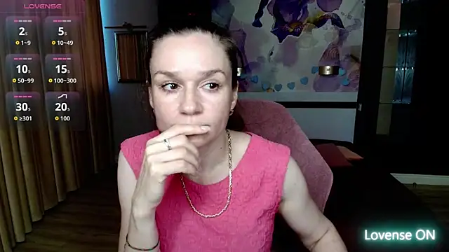 AriaGray online show from 06-19-26, 02:27