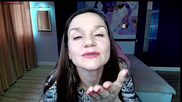 AriaGray online show from 07-04-26, 08:09