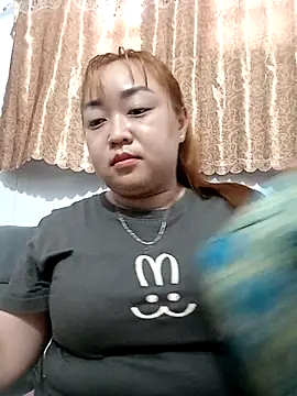 VyOanh2K online show from 10-29-25, 07:54