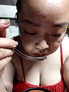 VyOanh2K online show from 03-17-26, 05:05