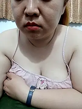 VyOanh2K online show from 04-17-26, 03:37