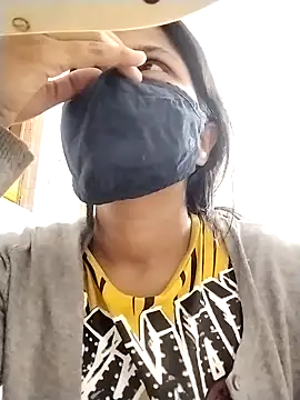 Snapshot of Sapna-80 chatting on 12-04-24, 08:45 Sapna-80 online show from 12-04-24, 08:45