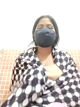 Snapshot of Sapna-80 chatting on 12-24-24, 05:55 Sapna-80 online show from 12-24-24, 05:55