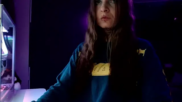 Snapshot of InesGold chatting on 01-28-25, 03:25 InesGold online show from 01-28-25, 03:25