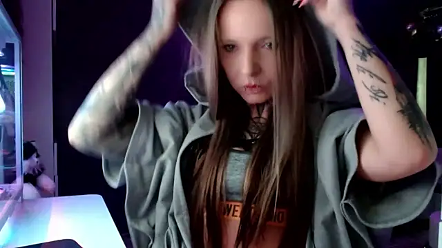 Snapshot of InesGold chatting on 02-16-25, 08:10 InesGold online show from 02-16-25, 08:10