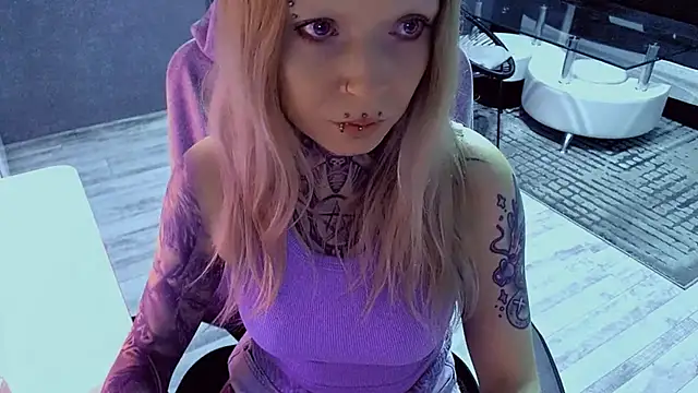 InesGold online show from 04-18-26, 03:16