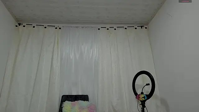 Abbyjonhson   online show from 07-27-26, 06:15