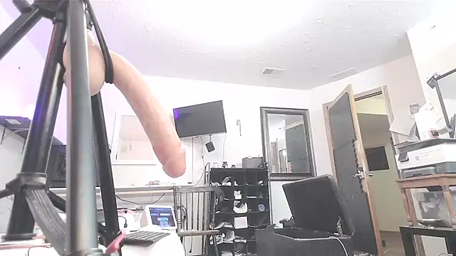 sissytrapdolly24 online show from 02-19-25, 07:39