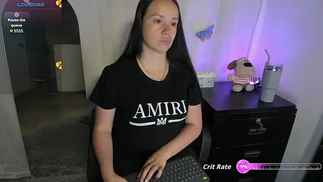 Snapshot of milysauria1 chatting on 05-15-26, 12:34 milysauria1 online show from 05-15-26, 12:34