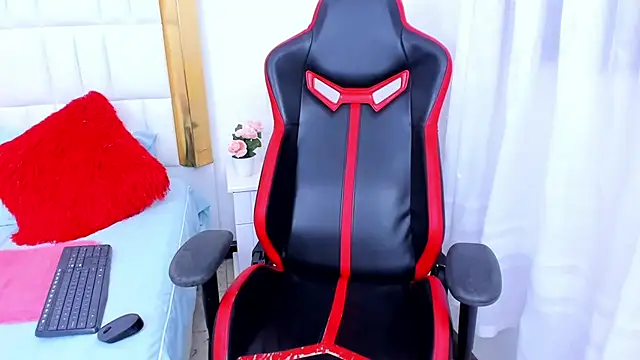 MadelineJackson online show from 01-18-25, 04:59