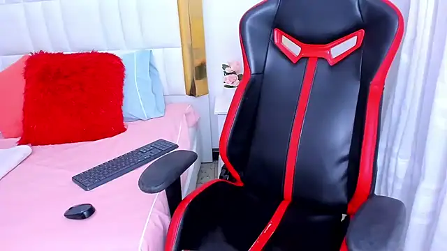 MadelineJackson online show from 03-05-25, 11:49