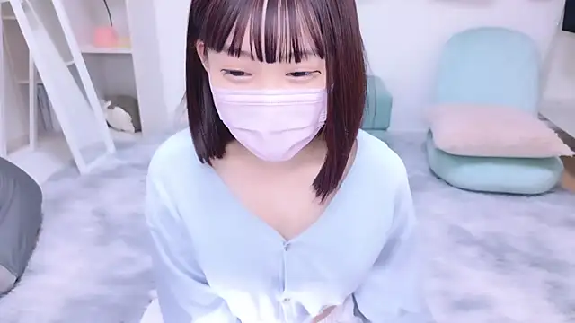 Snapshot of x-naru-x chatting on 03-13-25, 12:46 x-naru-x online show from 03-13-25, 12:46