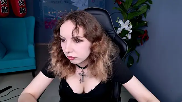 Snapshot of JasmineMilko chatting on 04-30-26, 05:03 JasmineMilko online show from 04-30-26, 05:03