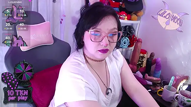 LiloMoon69 online show from 11-17-25, 02:56