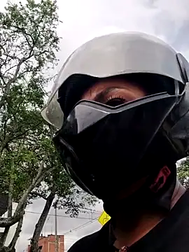 OliviaBurning online show from 11-05-25, 07:36