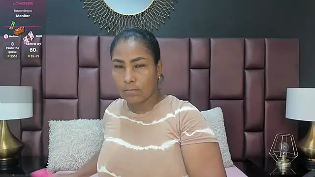 Snapshot of OliviaBurning chatting on 05-01-26, 11:26 OliviaBurning online show from 05-01-26, 11:26
