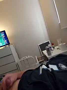 Snapshot of jayzonblow chatting on 10-19-25, 09:15 jayzonblow online show from 10-19-25, 09:15