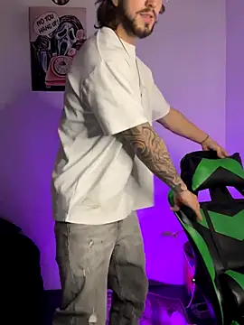 Valentino Xander online show from 01-07-26, 01:19