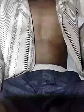 PineappleSkeyes online show from 01-04-25, 11:48