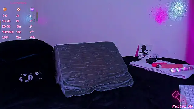 Piggy Eddy online show from 04-11-26, 07:45