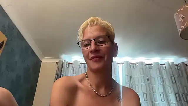 JennyHazel1 online show from 07-20-26, 12:18