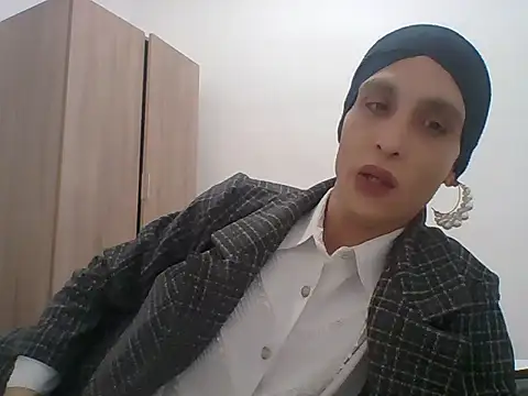 MissWendy online show from 02-25-26, 01:10