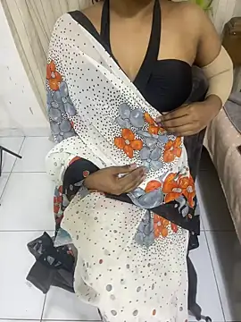 Snapshot of NethuQueen chatting on 02-26-25, 05:53 NethuQueen online show from 02-26-25, 05:53