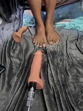 Snapshot of NethuQueen chatting on 10-05-25, 04:27 NethuQueen online show from 10-05-25, 04:27