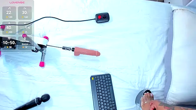 Snapshot of CintiaVega chatting on 02-01-25, 11:54 CintiaVega online show from 02-01-25, 11:54