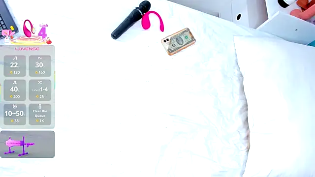 Snapshot of CintiaVega chatting on 03-21-25, 11:55 CintiaVega online show from 03-21-25, 11:55