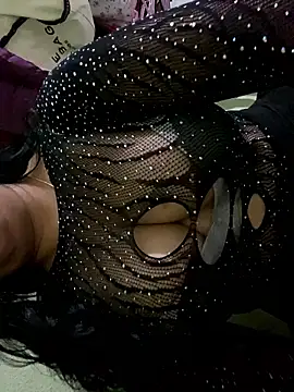 GreciaKMQ online show from 01-18-26, 01:09