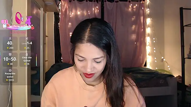 makennaa  online show from 10-09-25, 10:24