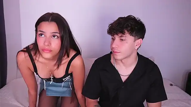 Snapshot of Nicky_and_Blake chatting on 12-12-24, 07:48 Nicky and Blake online show from 12-12-24, 07:48