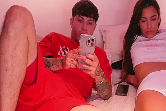 Snapshot of Nicky_and_Blake chatting on 02-15-25, 12:15 Nicky and Blake online show from 02-15-25, 12:15