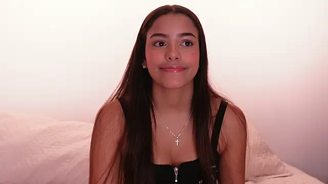 Snapshot of Nicky_and_Blake chatting on 03-19-25, 08:00 Nicky and Blake online show from 03-19-25, 08:00