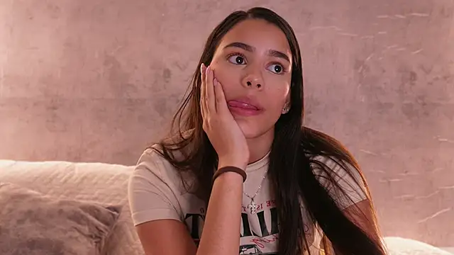 Snapshot of Nicky_and_Blake chatting on 09-12-25, 05:46 Nicky and Blake online show from 09-12-25, 05:46