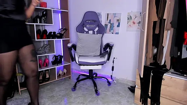 angelica sparks online show from 01-25-25, 03:09