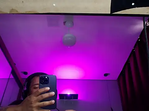 Ale Mineiro online show from 03-15-26, 09:48