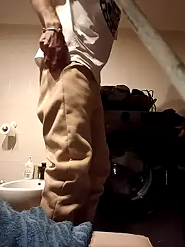 Fragolina73- online show from 10-02-25, 08:05