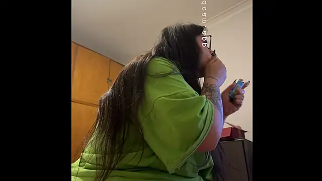 Mizztikaa online show from 11-20-25, 06:51