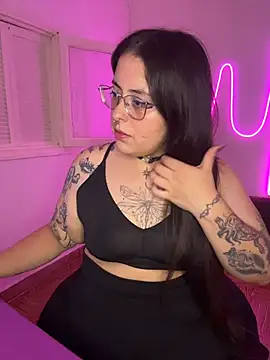 Mizztikaa online show from 03-31-26, 06:52