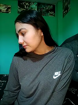 Nahiara velez online show from 04-18-26, 10:43